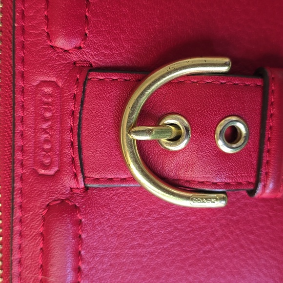 Coach Red Leather Zip Wallet with Gold Buckle - Picture 3 of 15
